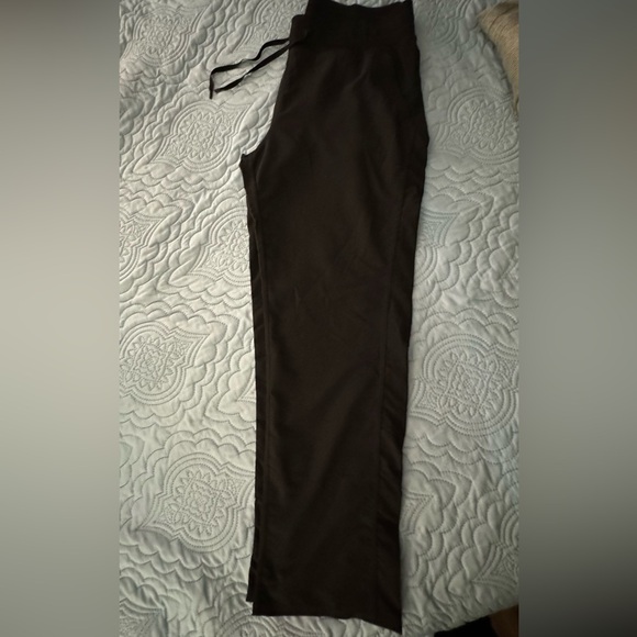 NWOT Lightweight Pants - Picture 2 of 5
